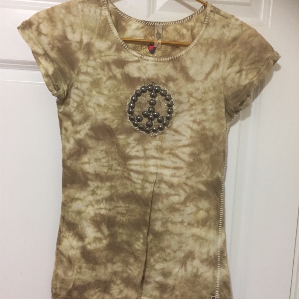 Twisted Heart tee